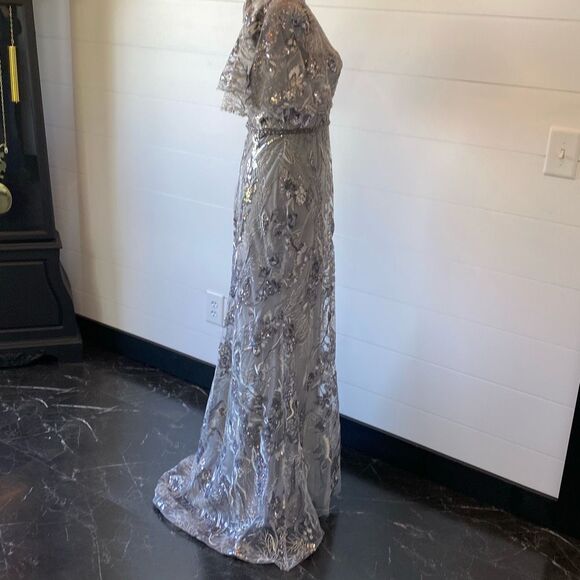 Mac Duggal  Silver Flutter Sleeve Embellished Gown Sz 6 $798
NWOT - Picture 7 of 13